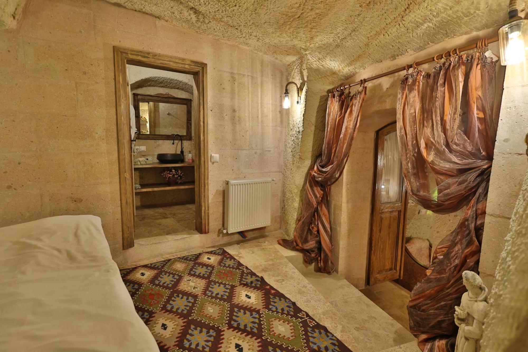 Demisos Caves Hotel Урґюп Екстер'єр фото