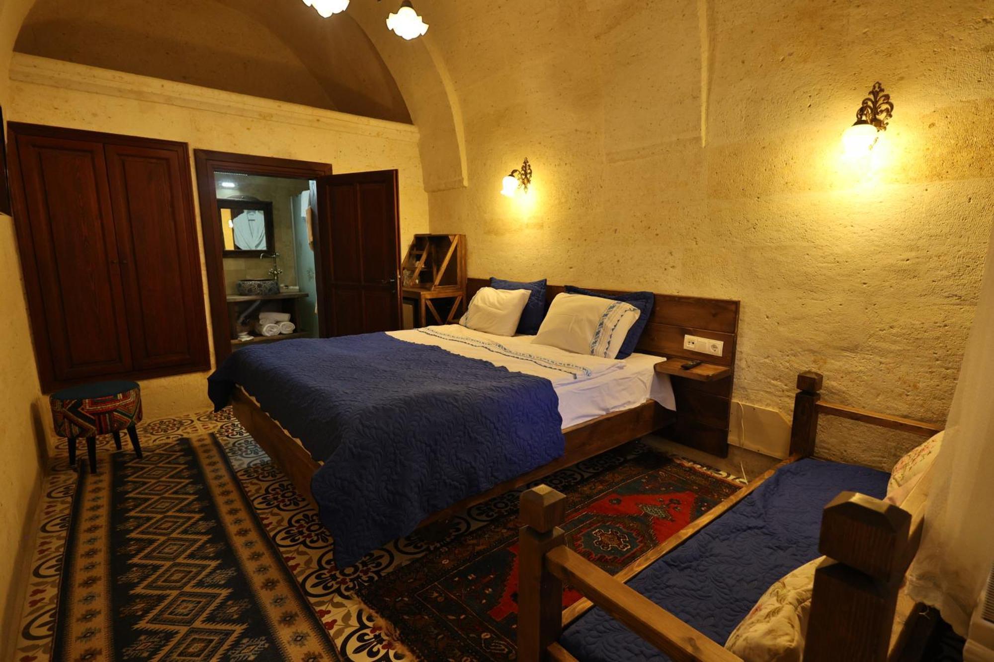 Demisos Caves Hotel Урґюп Екстер'єр фото